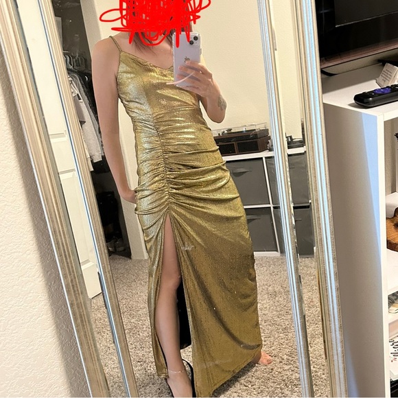 Gold floor length bridesmaid or formal dress. - Picture 6 of 6